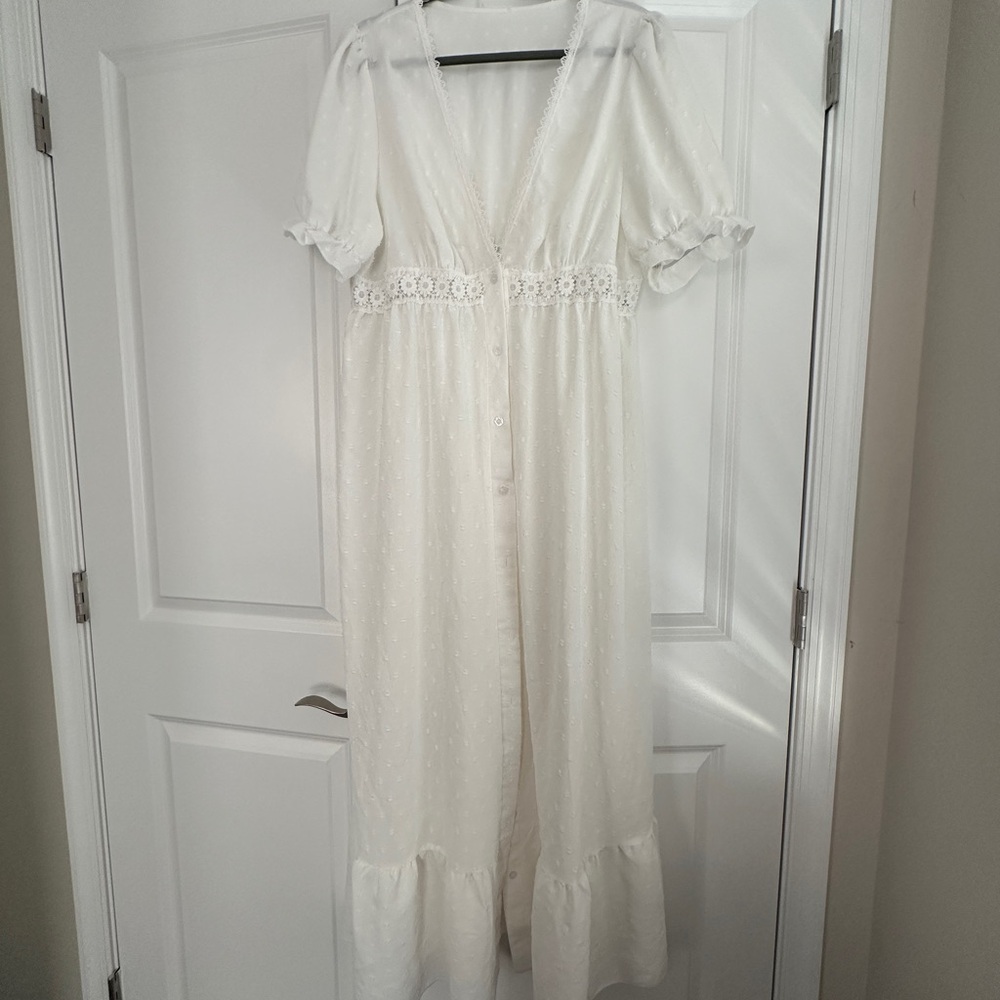 SHEIN White Eyelet Lace Maxi Dress
